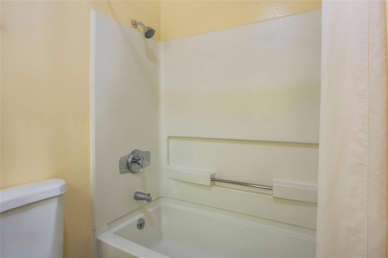 Econo Lodge Hurricane Zion Park Area - photo 16
