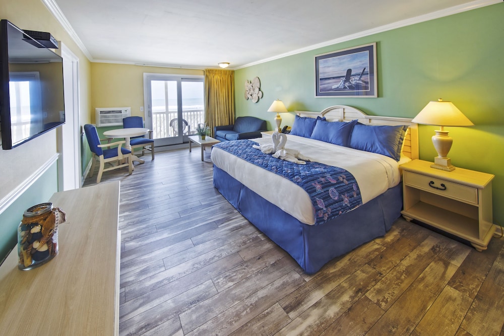 Drifting Sands Oceanfront Hotel - photo 3