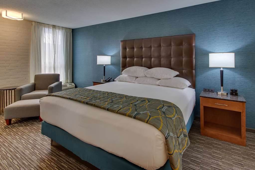Pear Tree Inn St. Louis Airport - photo 11