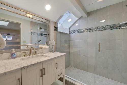 345 Edgewater Inn - photo 15