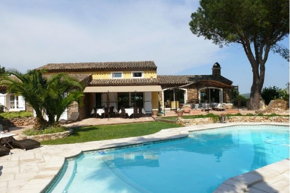 Parfum de Roses in Cogolin, France