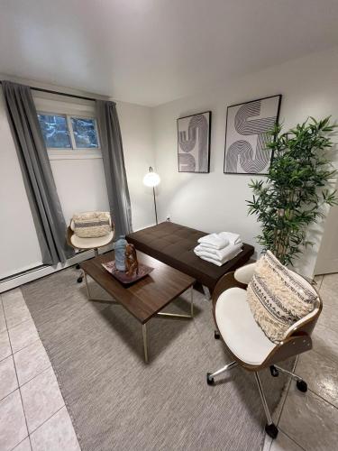 Two Bedroom Private Apt near NYC — 4-Star Luxury Hotel in West New York, United States