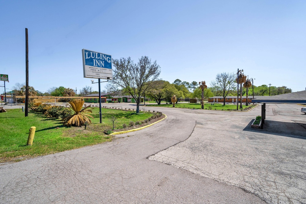 Oyo Hotel Luling Tx Downtown I 10 Us 90 - photo 39
