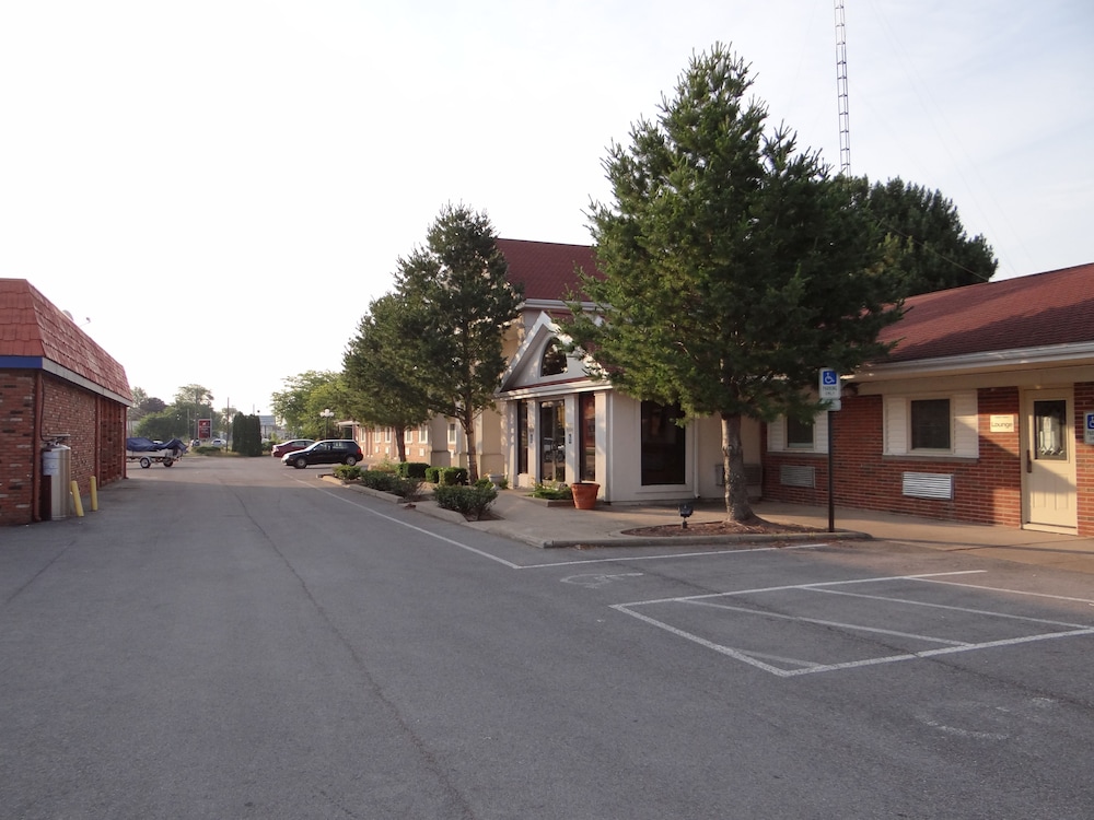Bellevue Hotel & Suites - photo 76