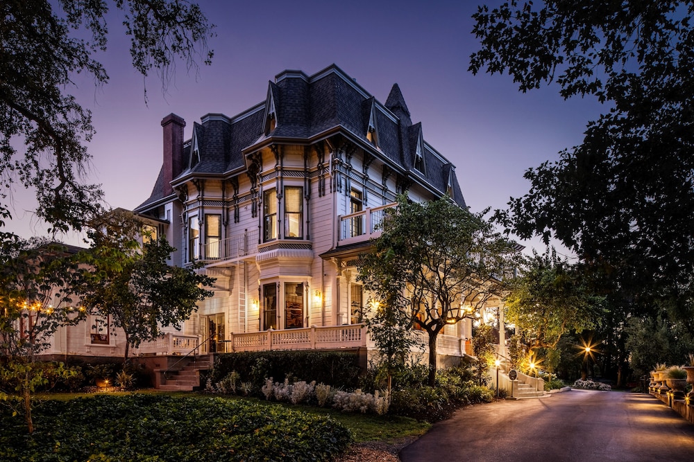 The Madrona - carbon neutral hotel in Healdsburg
