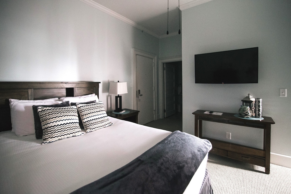 The Continental Hotel - photo 13
