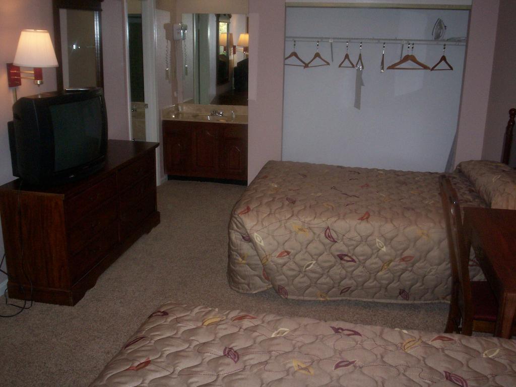 Rime Garden Inn & Suites - photo 8