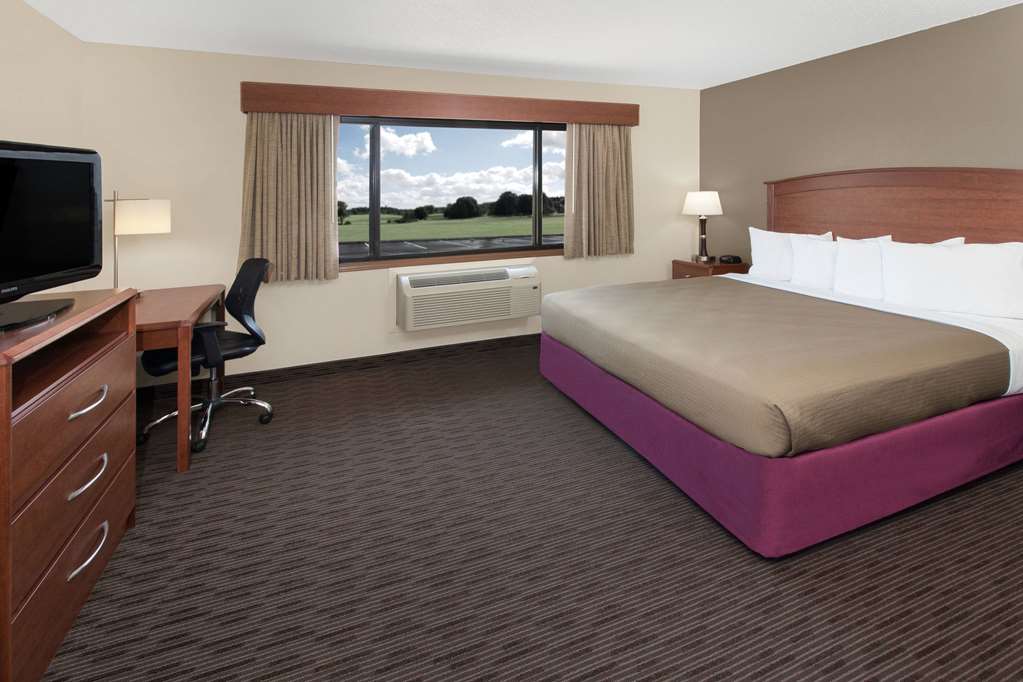 AmericInn by Wyndham Grundy Center - photo 13