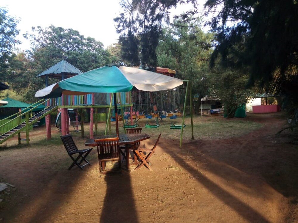 Childrens Play Area - Outdoor