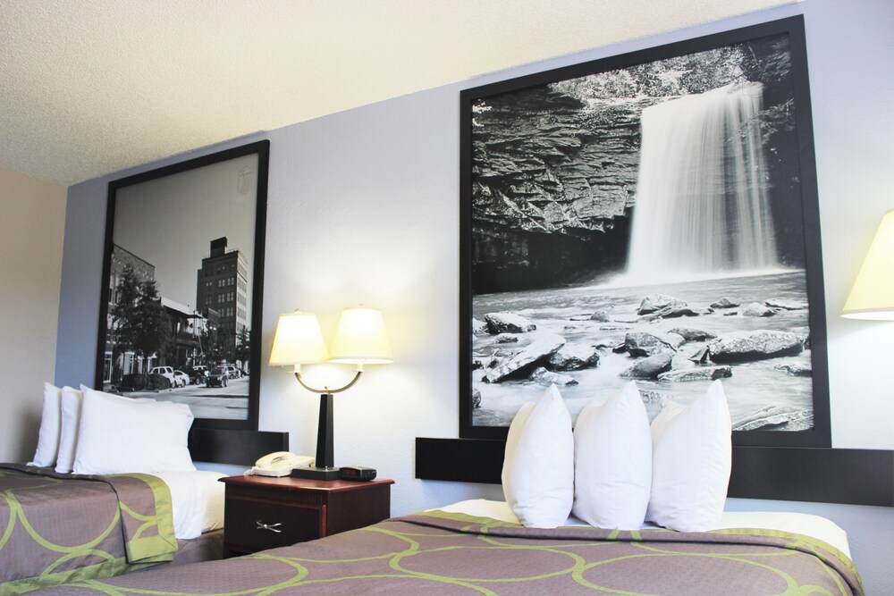 Super 8 by Wyndham Tuscaloosa - photo 9