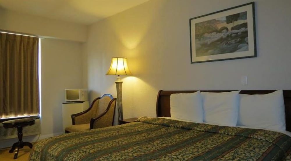 Great Value Inn - photo 13