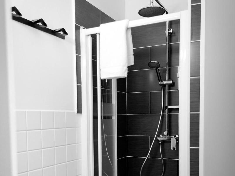 Logis Hostellerie Du Marche in Cambrai, France