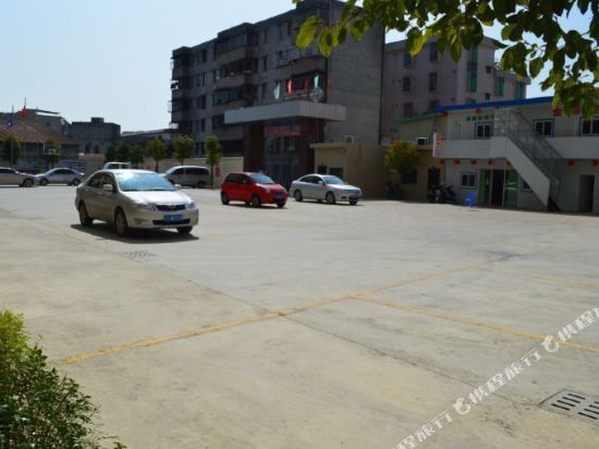 Fengshun Fire Dragon Inn - last minute hotel in Meizhou