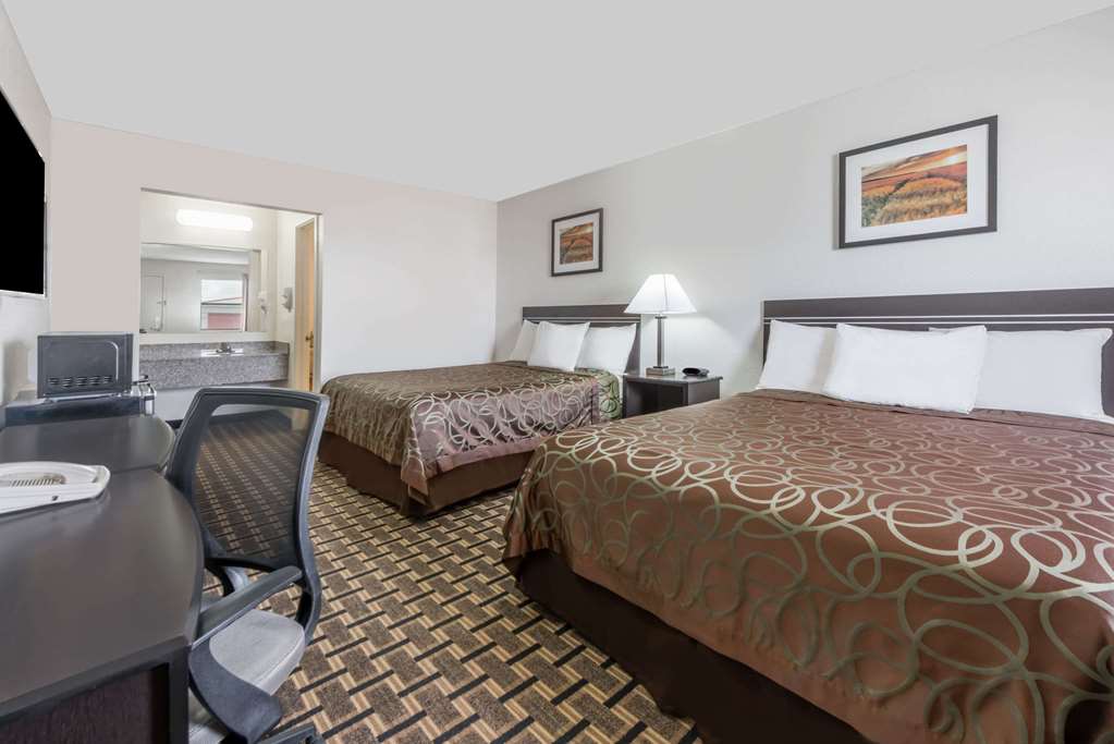 Knights Inn Slaton - photo 6
