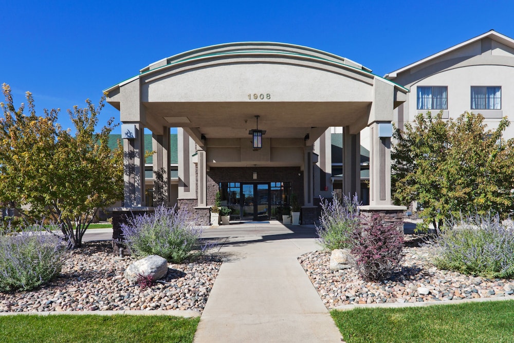 Holiday Inn Express & Suites Gillette by IHG - photo 53