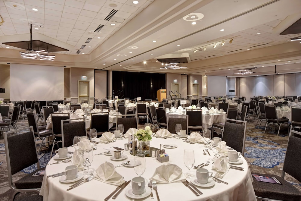 Embassy Suites Charleston - photo 54