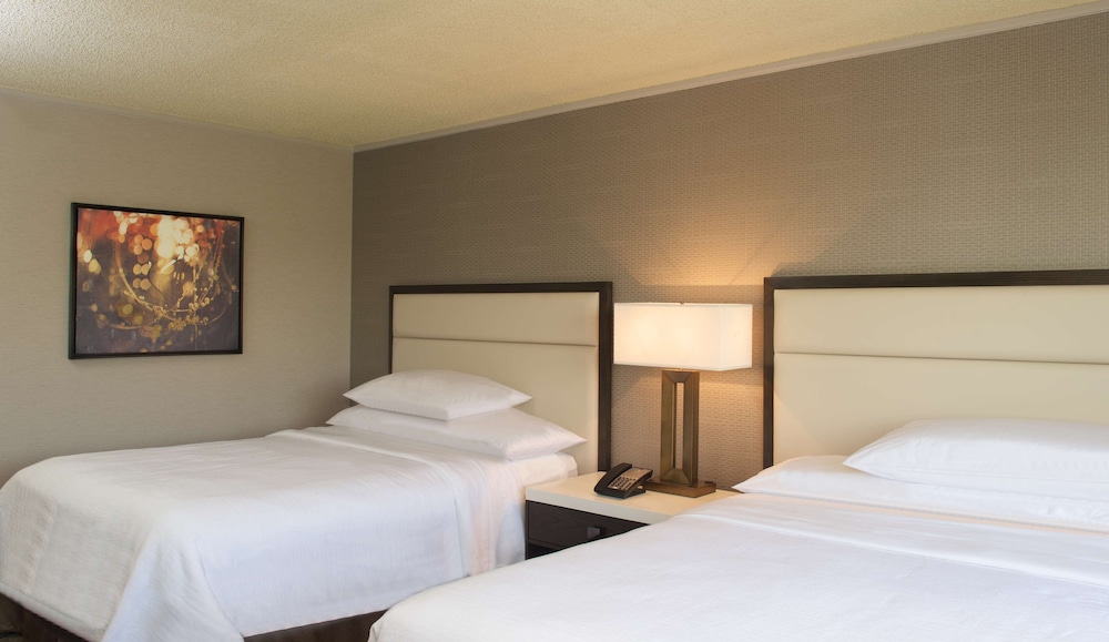 Embassy Suites by Hilton Portland Tigard - photo 19