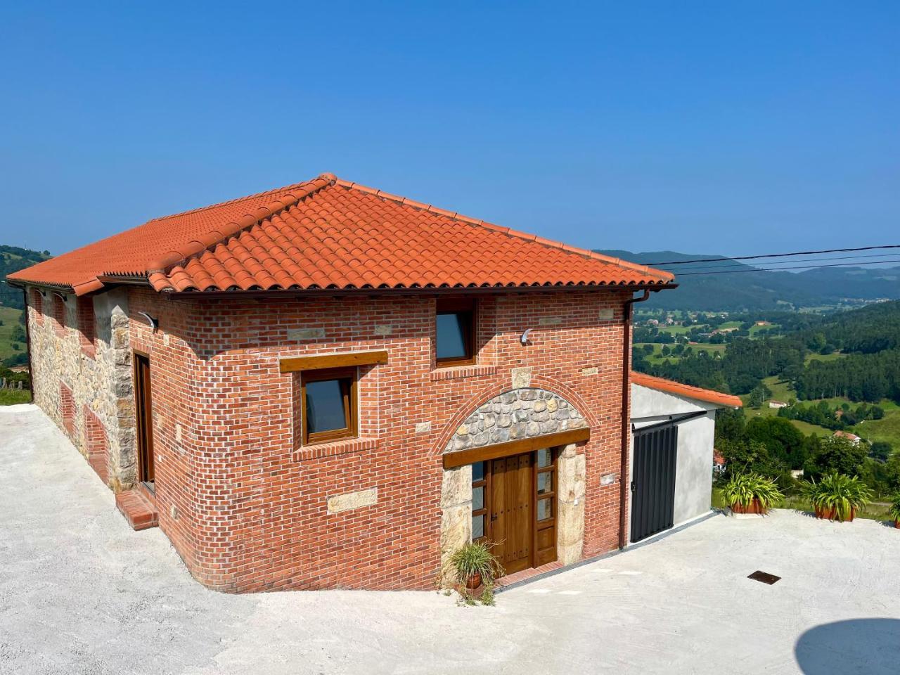 La Carcava - carbon neutral hotel in Unknown City