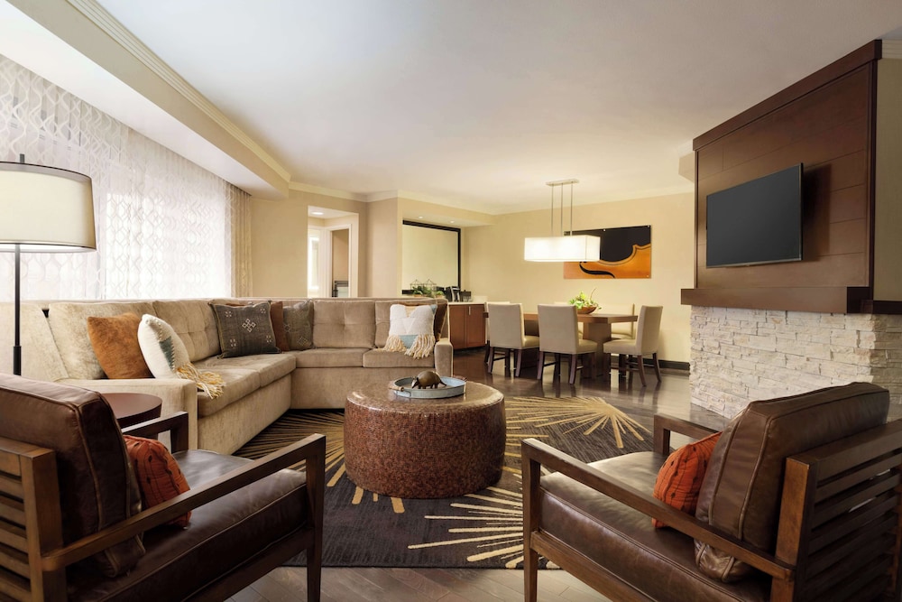 Embassy Suites by Hilton Austin Downtown South Congress - photo 44