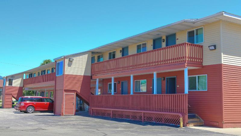 Chippewa Motel - photo 12