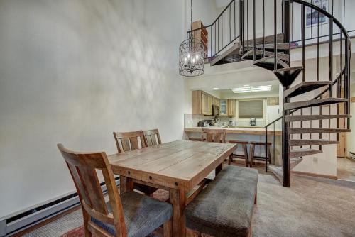 Atrium 304 - photo 17