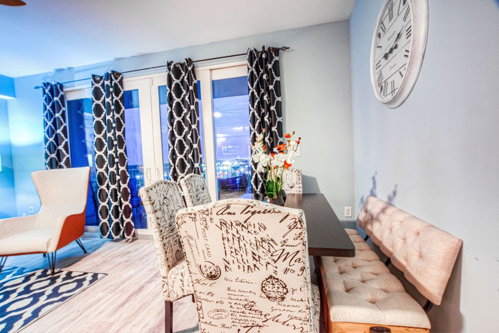 Laketown Wharf Resort by Aneliya's Rentals - photo 454
