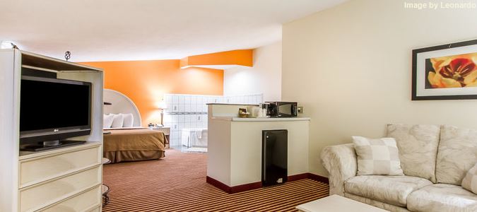 Econo Lodge Bloomington - photo 31