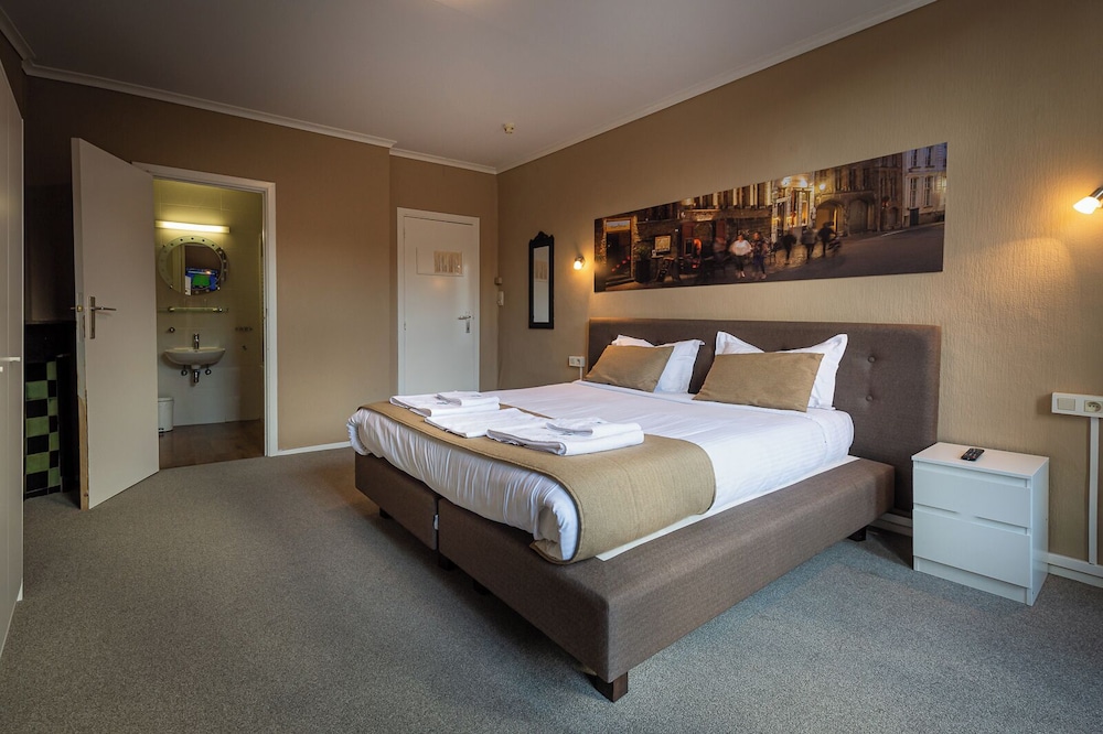 Hotel Cavalier — Brugge — photo 4