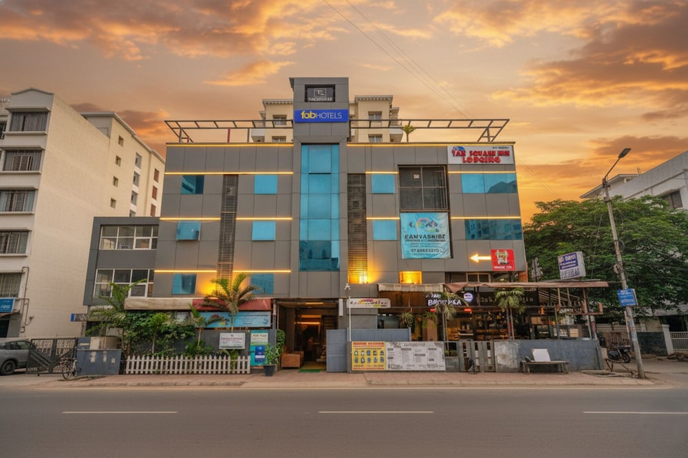 Fabhotel Tan Square - last minute hotel in Pune