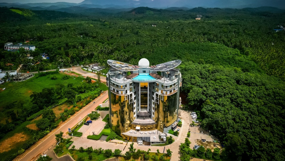 Fezinn Hotel in Kozhikode, India