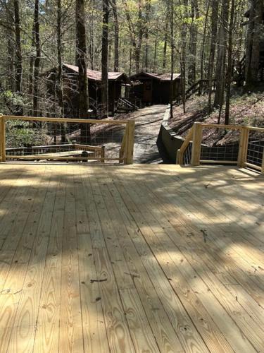 Harpers Creek Lodge and Cabins — 4-Star Luxury Hotel in Ellijay, United States