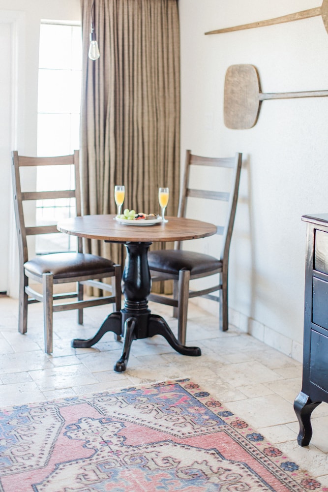 Hillside Boutique Hotel - photo 4