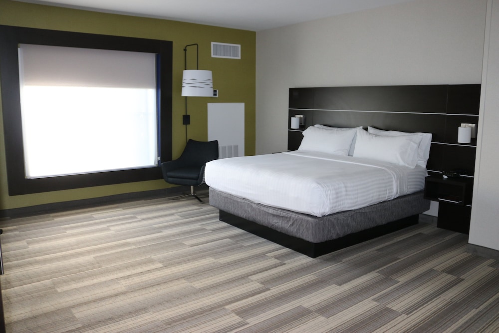 Holiday Inn Express Hotel & Suites El Dorado Hills - photo 12