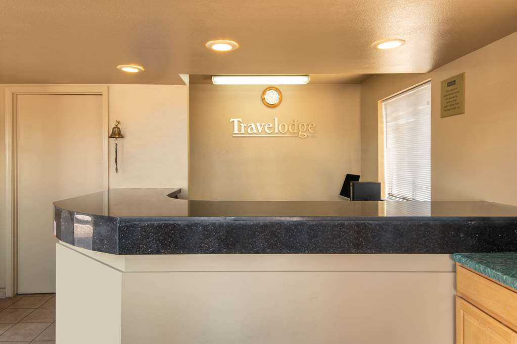 Travelodge by Wyndham Kingman - photo 3