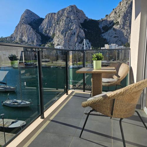 Apartman River Breeze — 4-Star Luxury Hotel in Omis, Croatia