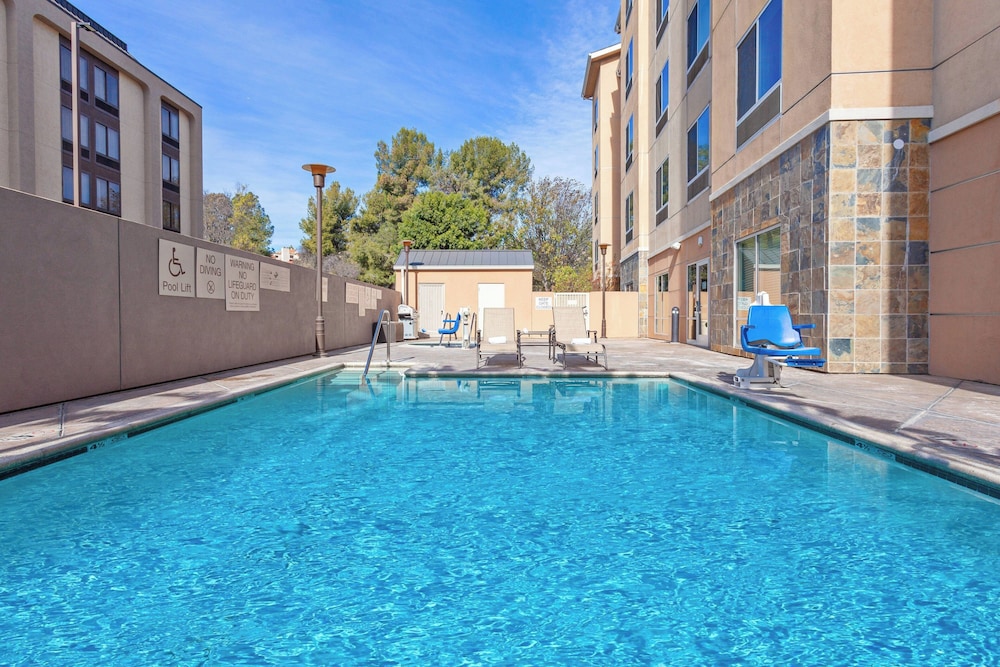 Fairfield Inn & Suites by Marriott Los Angeles West Covina - photo 13
