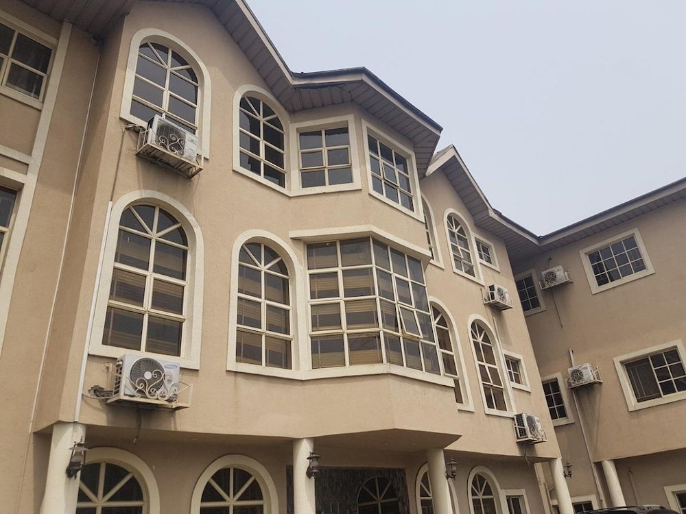 Clen Phil Hotels and Suites in Port Harcourt, Nigeria