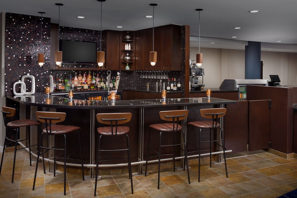 Courtyard by Marriott Keene Downtown - photo 37