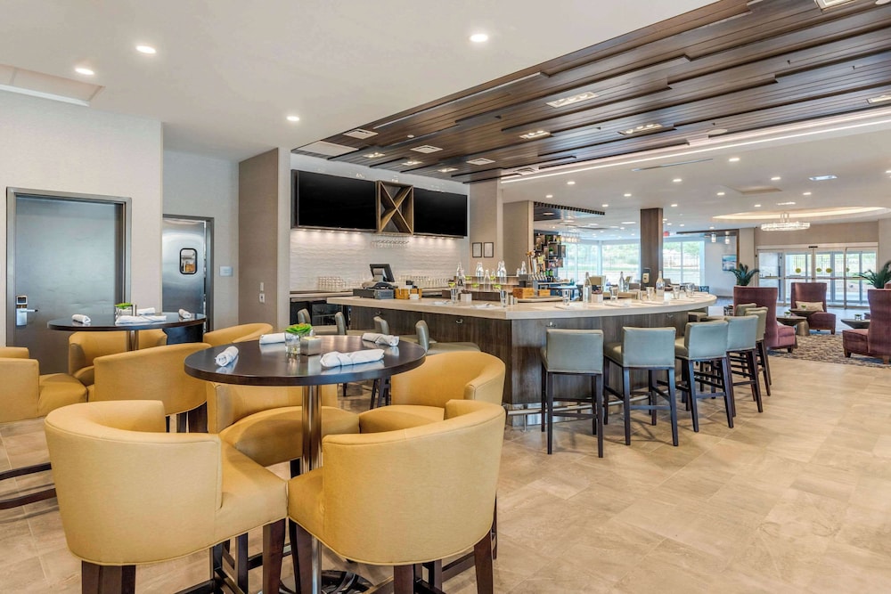 Cambria Hotel Fort Mill - photo 44