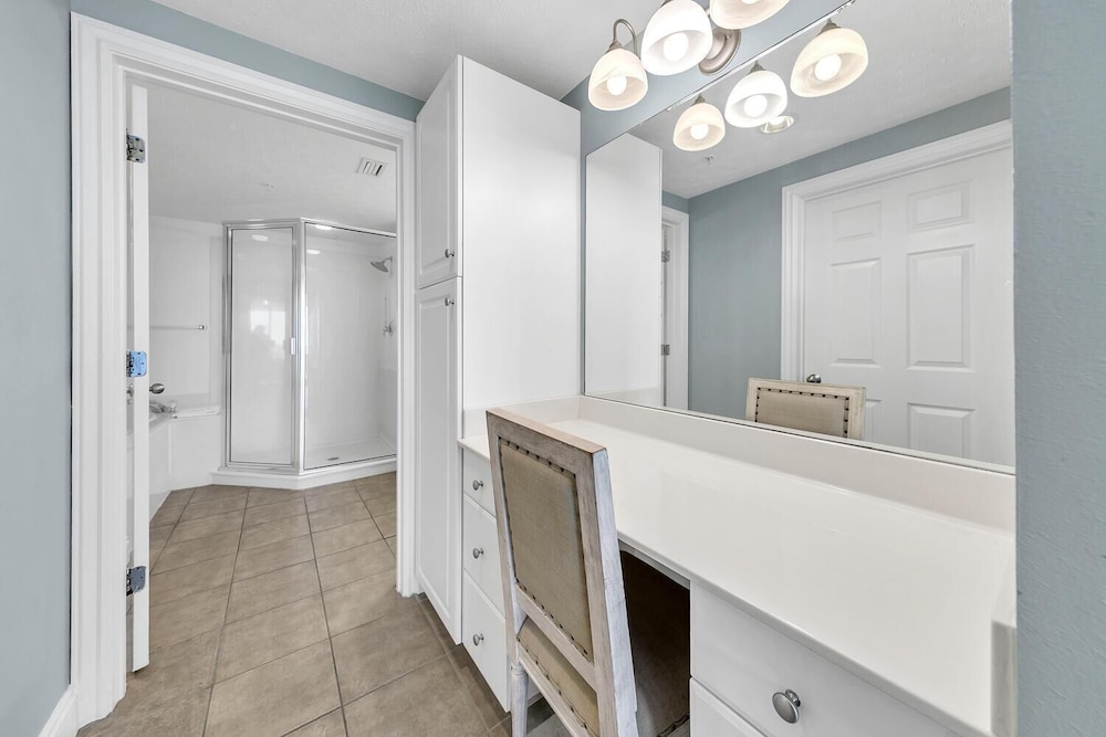 Majestic Beach Towers 2 1509 - photo 28