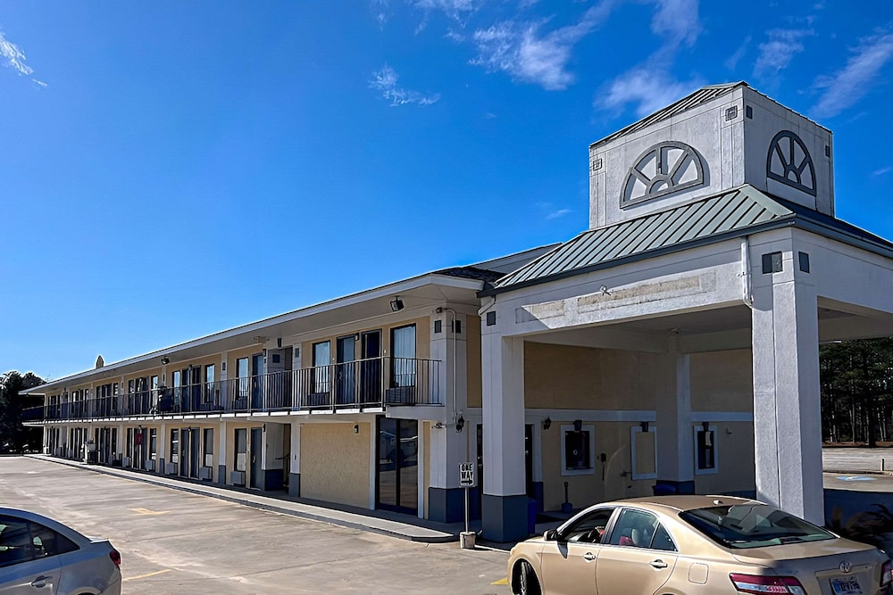 Quality Inn Thomson - photo 14