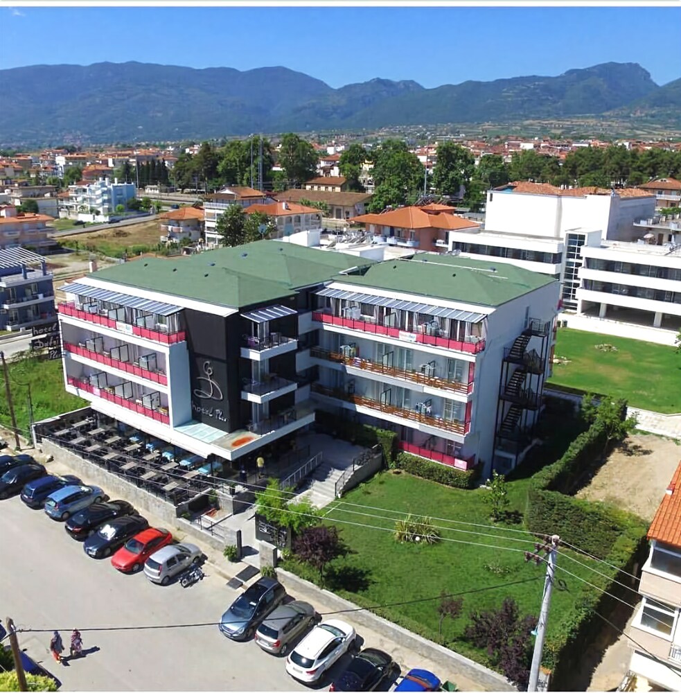 Hotel Dafni Plus - carbon neutral hotel in Larisa