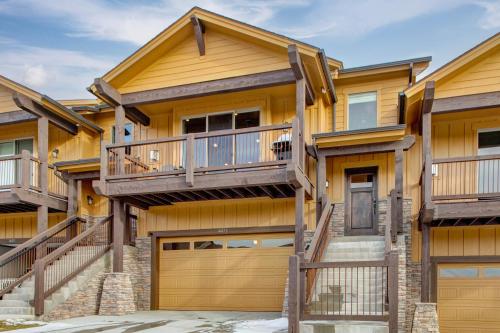 Spacious 4 Bedroom Townhome Black Rock — 4-Star Luxury Hotel in Kamas, United States
