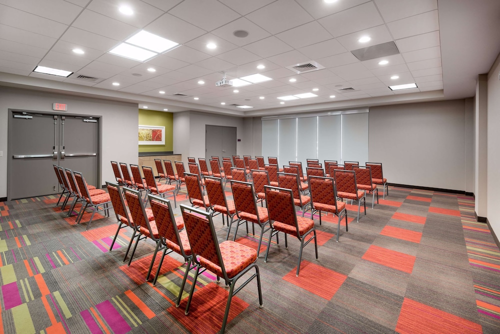 Home2 Suites by Hilton Charlotte University Research Park - photo 23