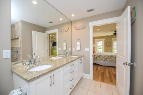 Coconut Cove - photo 34