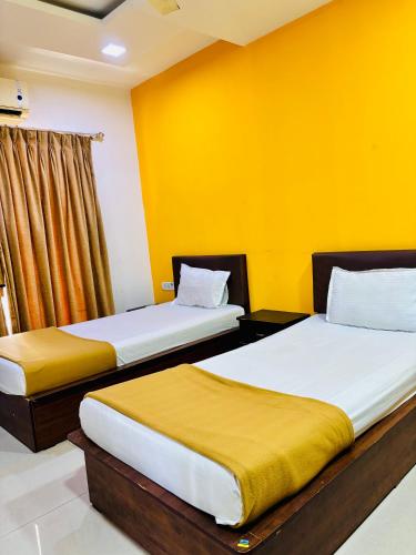 Hsquare Malad Elegant Service Apartment