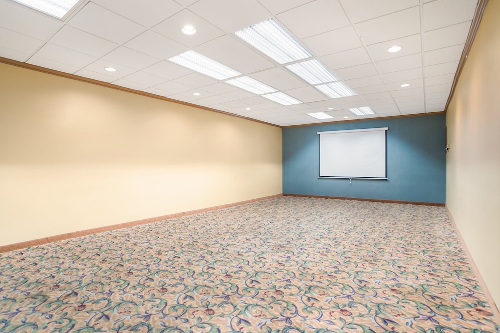 Red Roof Inn Baltimore South Glen Burnie - photo 30