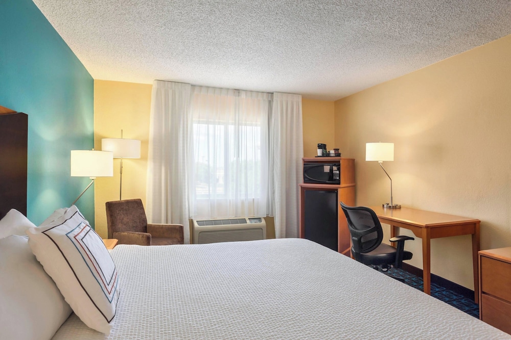 Fairfield Inn & Suites by Marriott Norman - photo 9