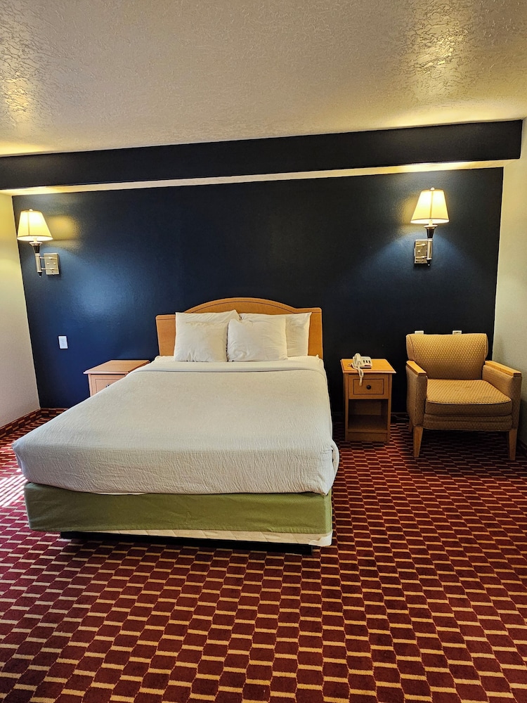Executive Inn and Suites Extended Stay in Vernal - photo 6