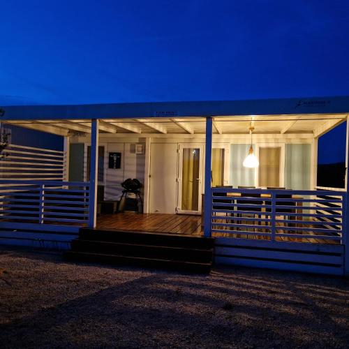 Mobile Homes Albatross — 4-Star Luxury Hotel in Pirovac, Croatia